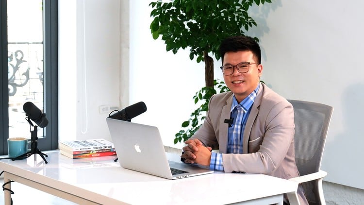 Dịch Video Tiếng Trung Sang Tiếng Việt: Hướng Dẫn Chi Tiết Từ A-Z