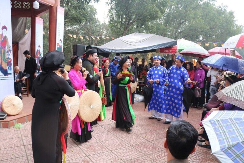 Lễ Hội Lim: Nét Đẹp Văn Hóa Quan Họ Vùng Kinh Bắc