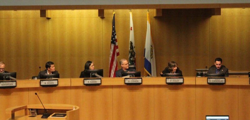 Giải Toán 12 Bài 1 Trang 10 Cánh Diều: Tìm Trọng Tâm Tam Giác Trong Không Gian