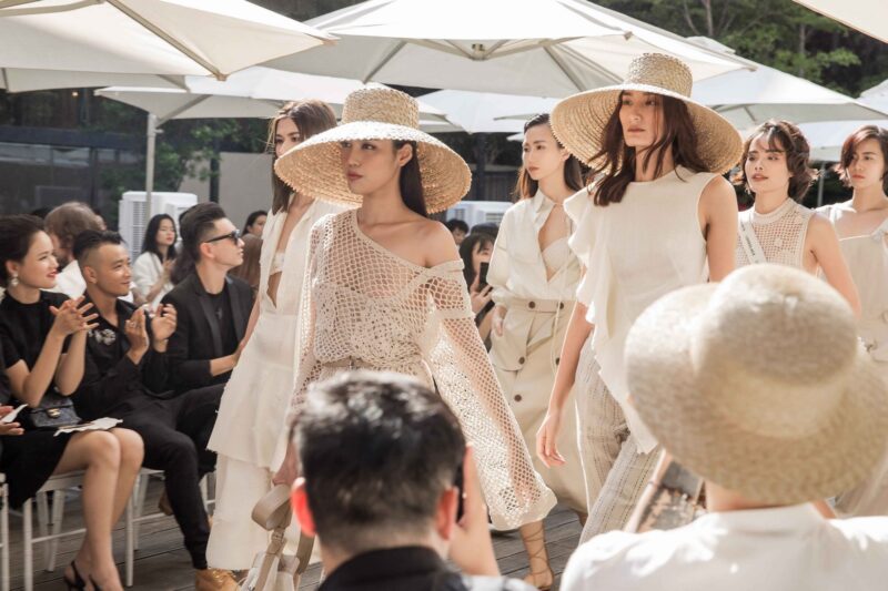 TOP 10 Nhà Thiết Kế Thời Trang Nổi Tiếng Hàng Đầu Việt Nam Hiện Nay