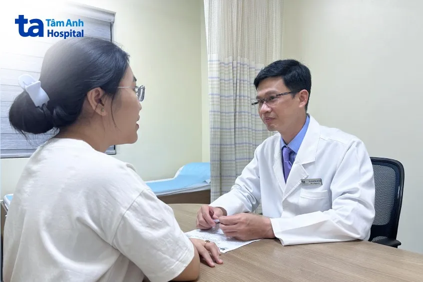 chỉ định nâng ngực