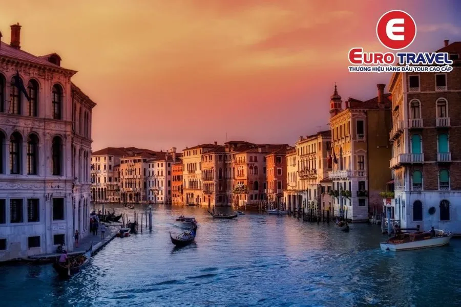 Hình ảnh người đang nghỉ ngơi, minh họa cách thích nghi với sự chênh lệch múi giờ Ý