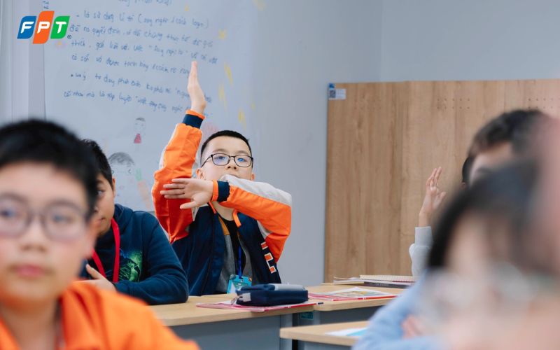 Phương Pháp Tư Duy Tìm Cách Giải Toán Hình Học Lớp 7: Cẩm Nang Toàn Diện Cho Học Sinh