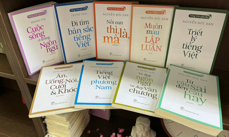 Bộ Sách Tiếng Việt Giàu Đẹp: Khám Phá Vẻ Đẹp Tiềm Ẩn Của Ngôn Ngữ Dân Tộc