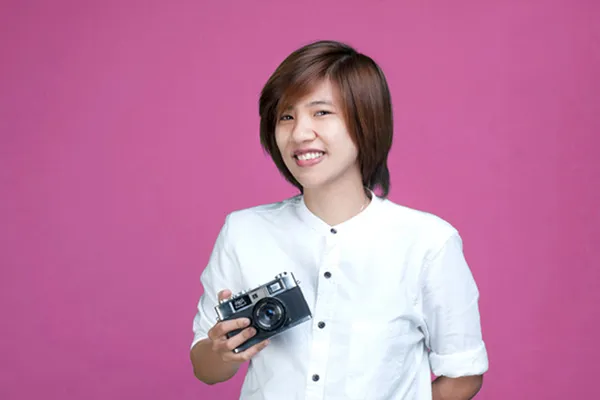 Iris Cao là nữ nhà văn có phong cách cá tính và tâm hồn nhạy cảm